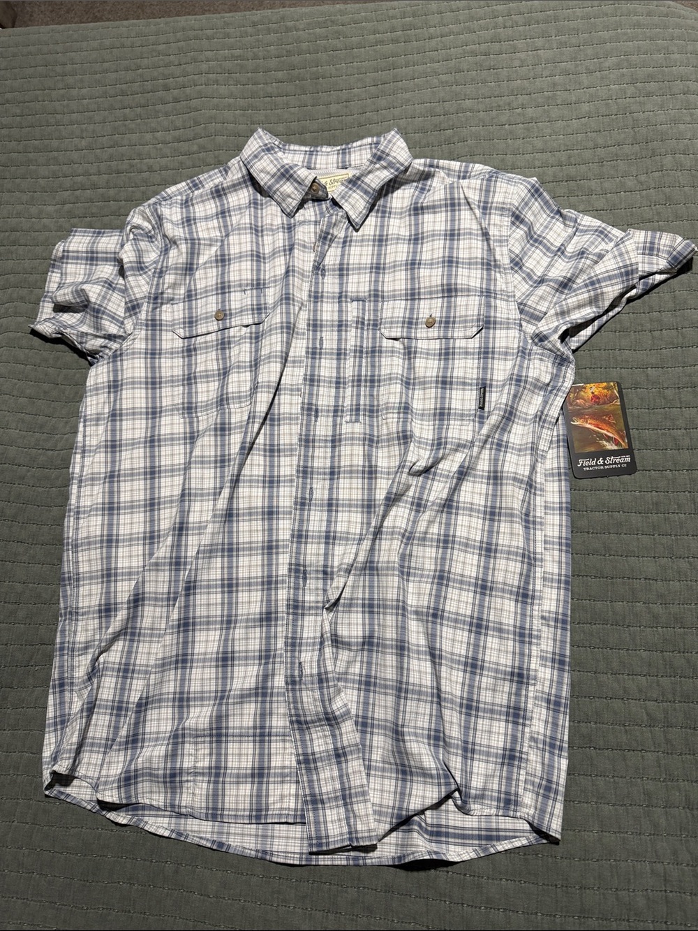 Men’s Field & Stream Short Sleeve Fishing Shirt Size Large New With Tags
